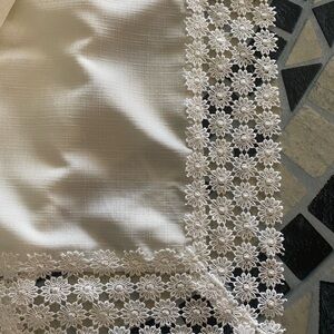 White Tablecloth with Floral Lace Edging 90” x 60”